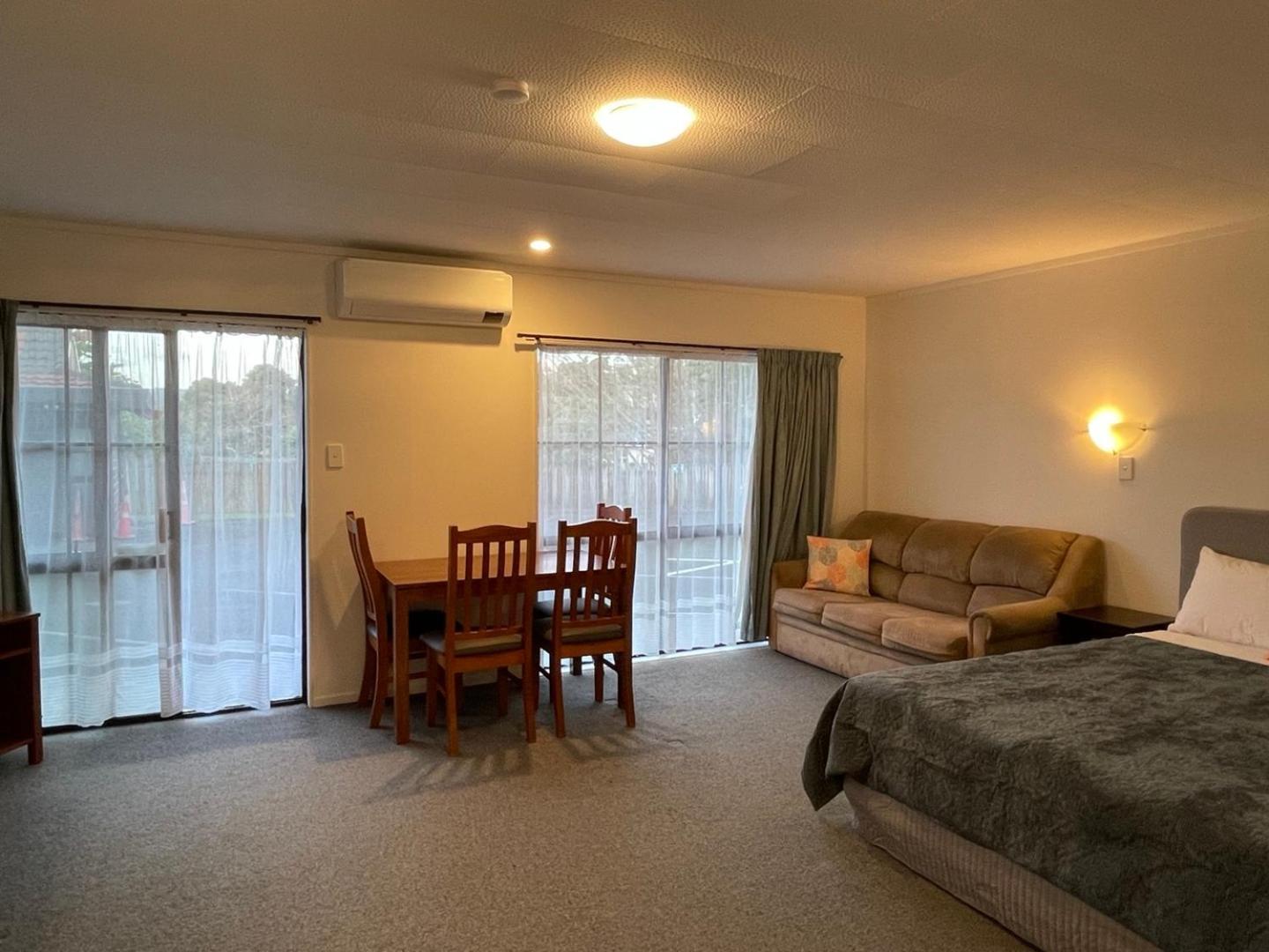 Cherry Court Motor Lodge Whangarei Exterior photo