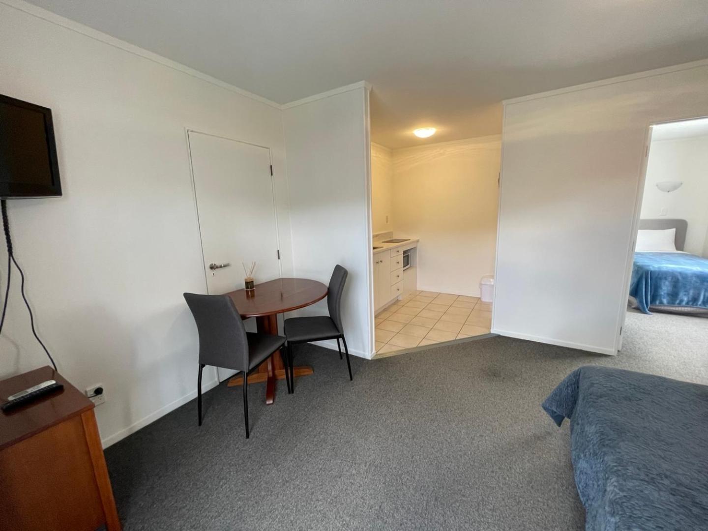 Cherry Court Motor Lodge Whangarei Exterior photo