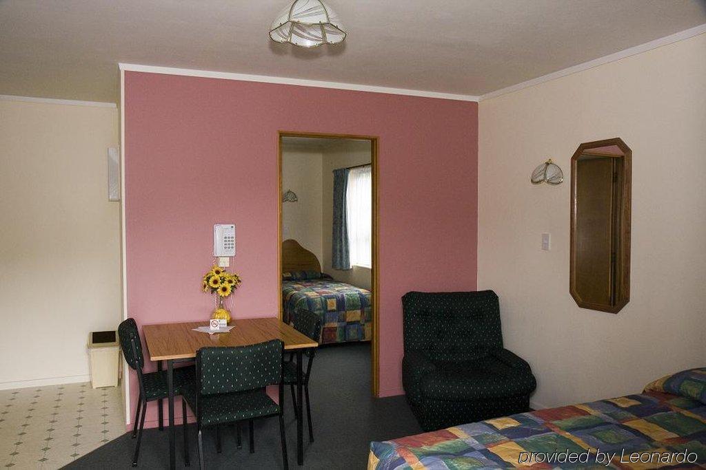 Cherry Court Motor Lodge Whangarei Room photo