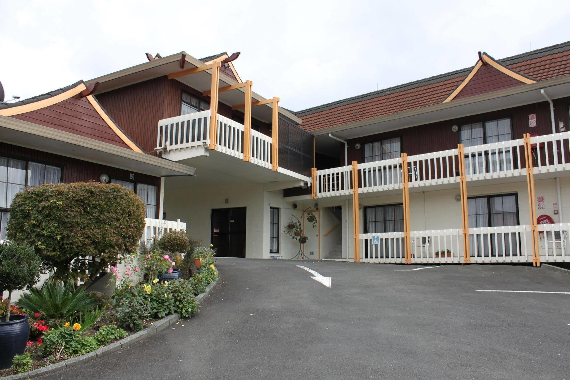 Cherry Court Motor Lodge Whangarei Exterior photo
